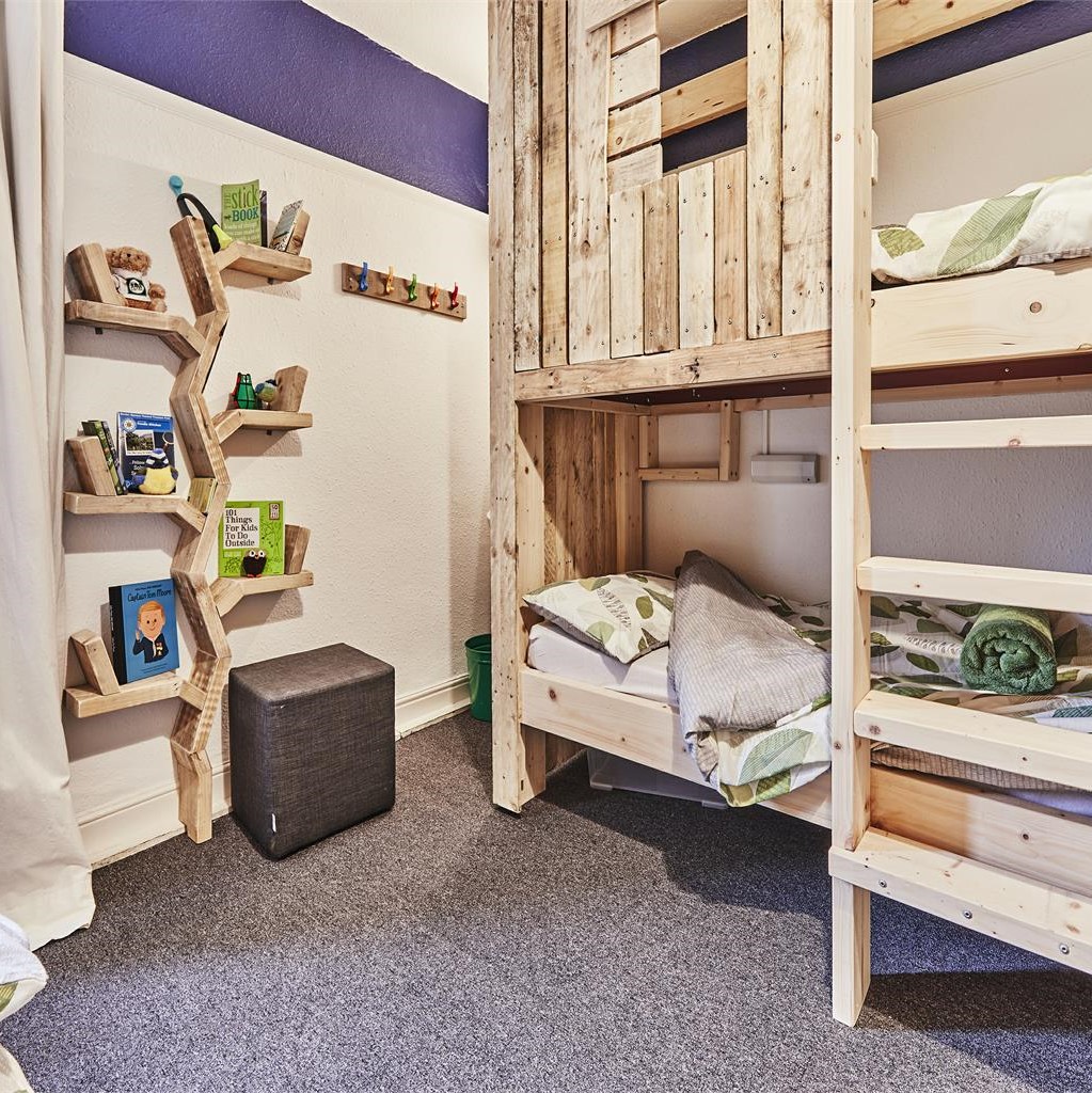 Family-Room-at-Earby-Hostel-5