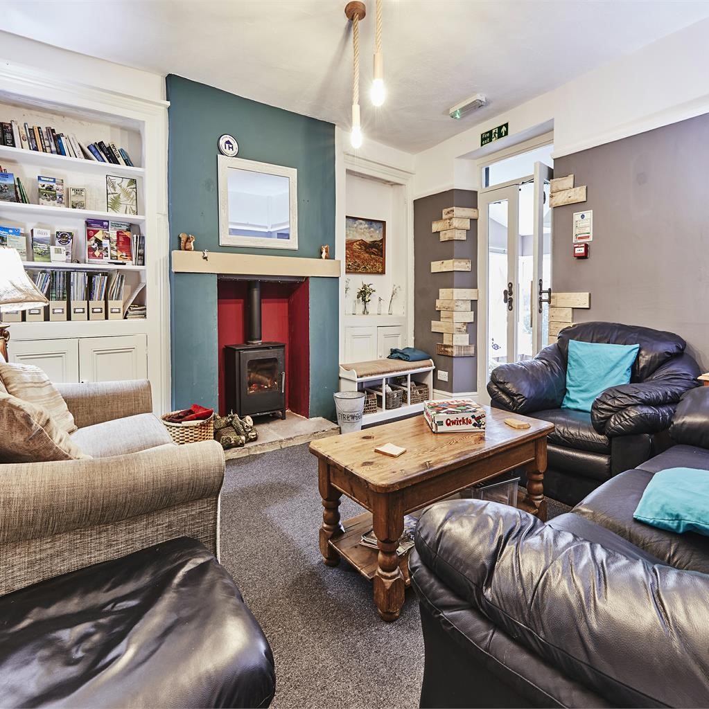 Living-Room-at-Earby-Hostel-3